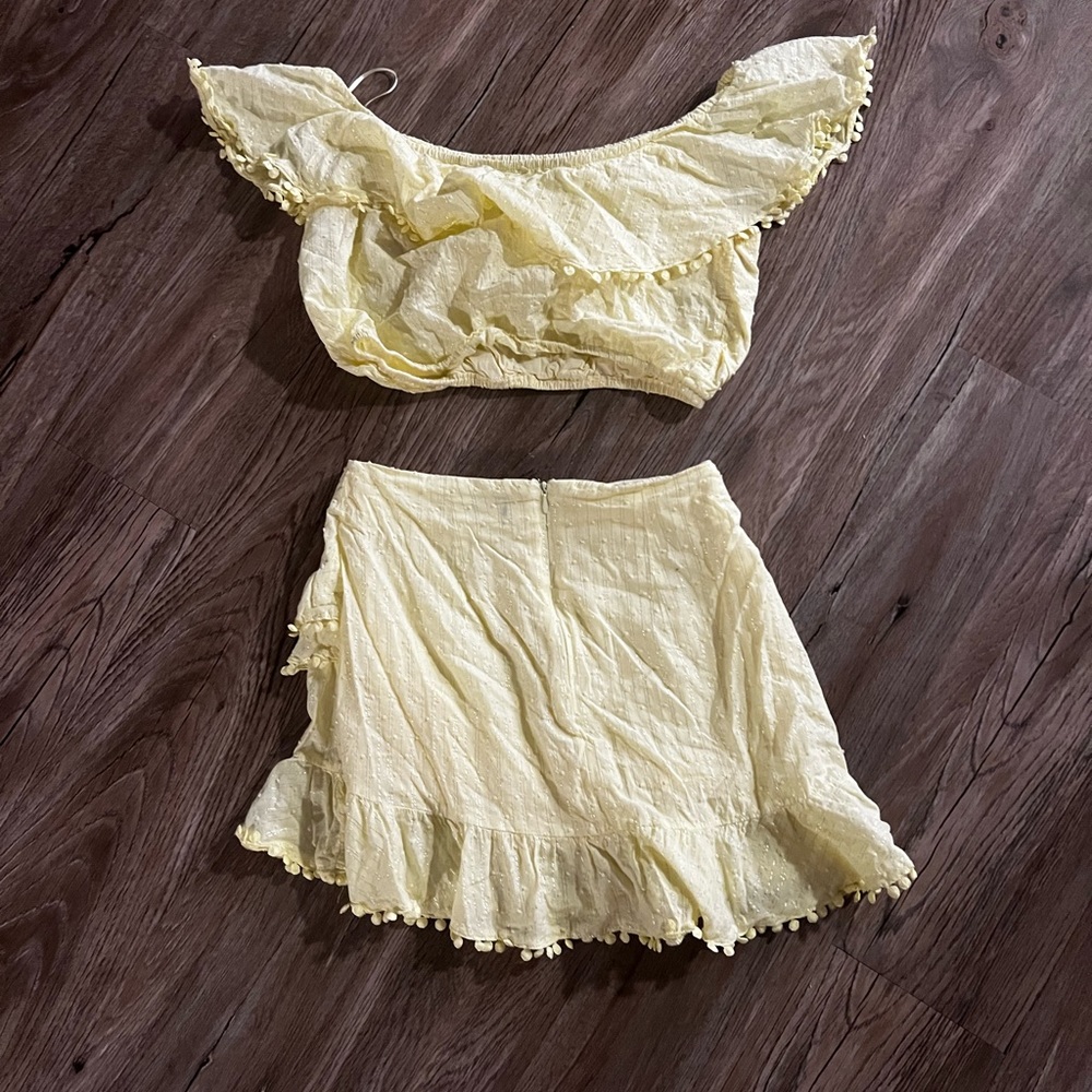 Yellow Frilly Set - image 2